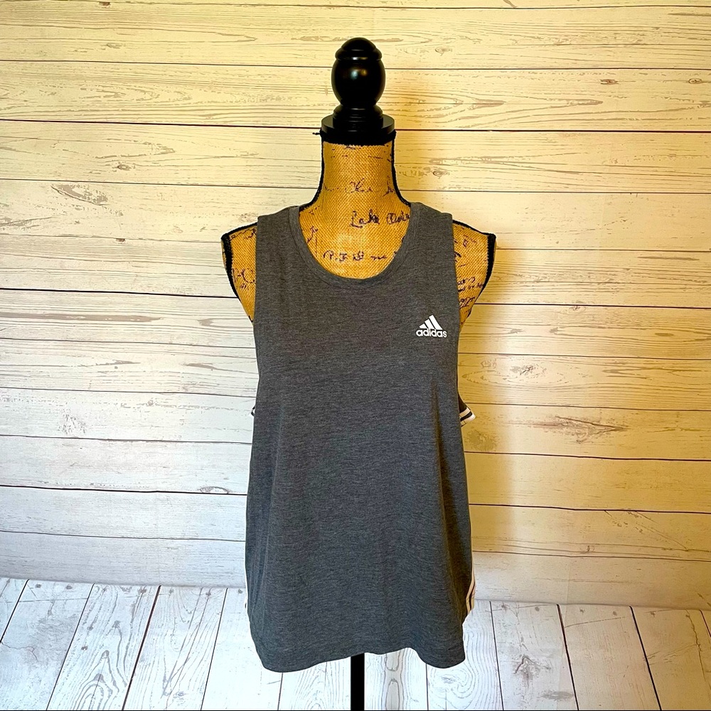 Adidas activewear tank - size XL